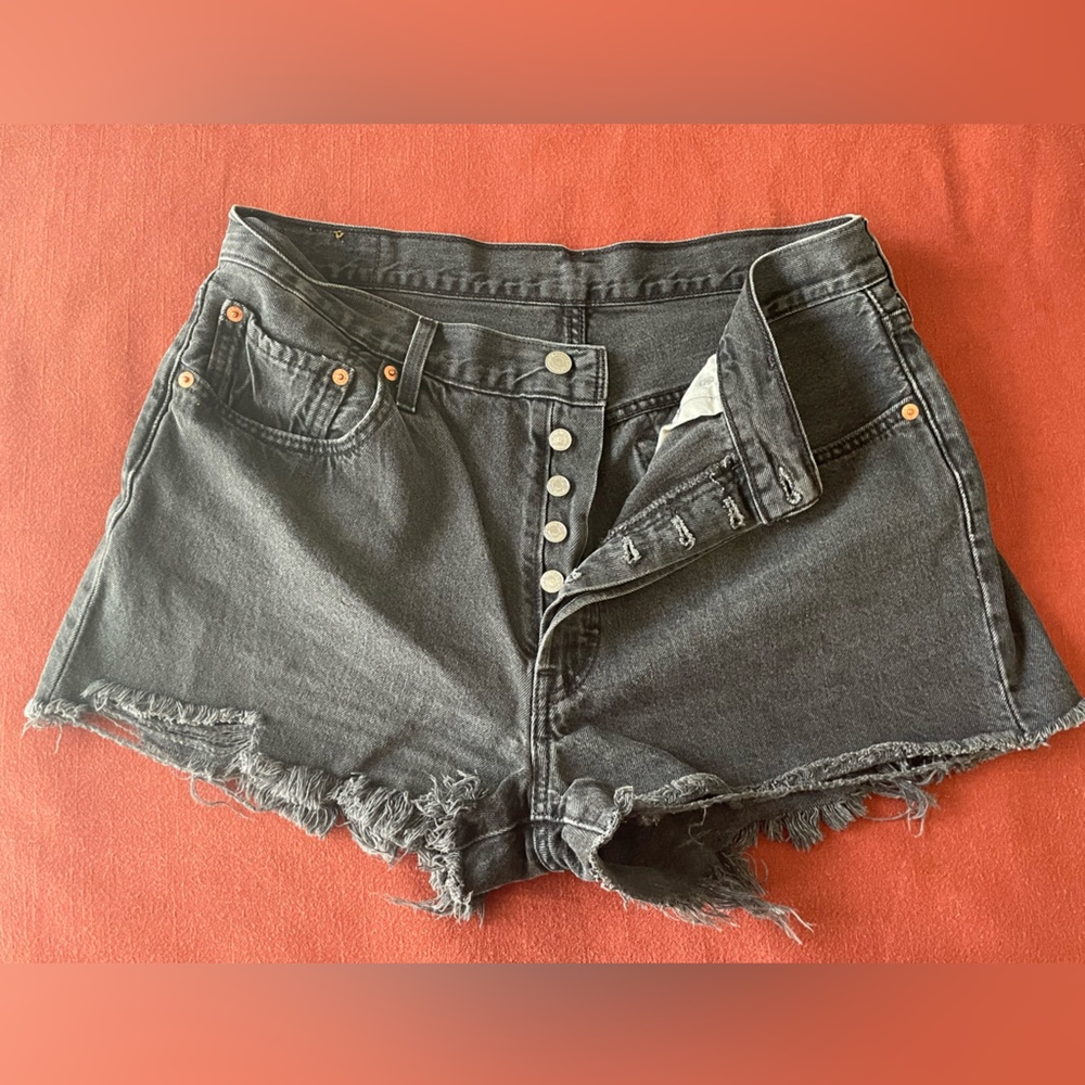 Cutoff Levi Jean Shorts